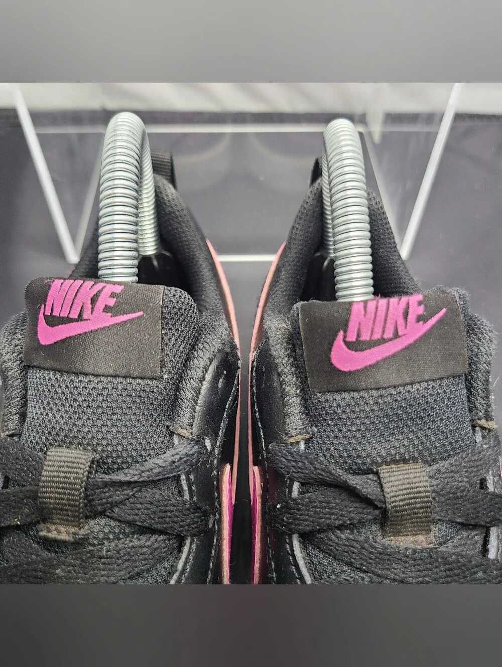 Nike Court Borough Low 2 GS 'Black Active Fuchsia Girl kids size 3.5Y